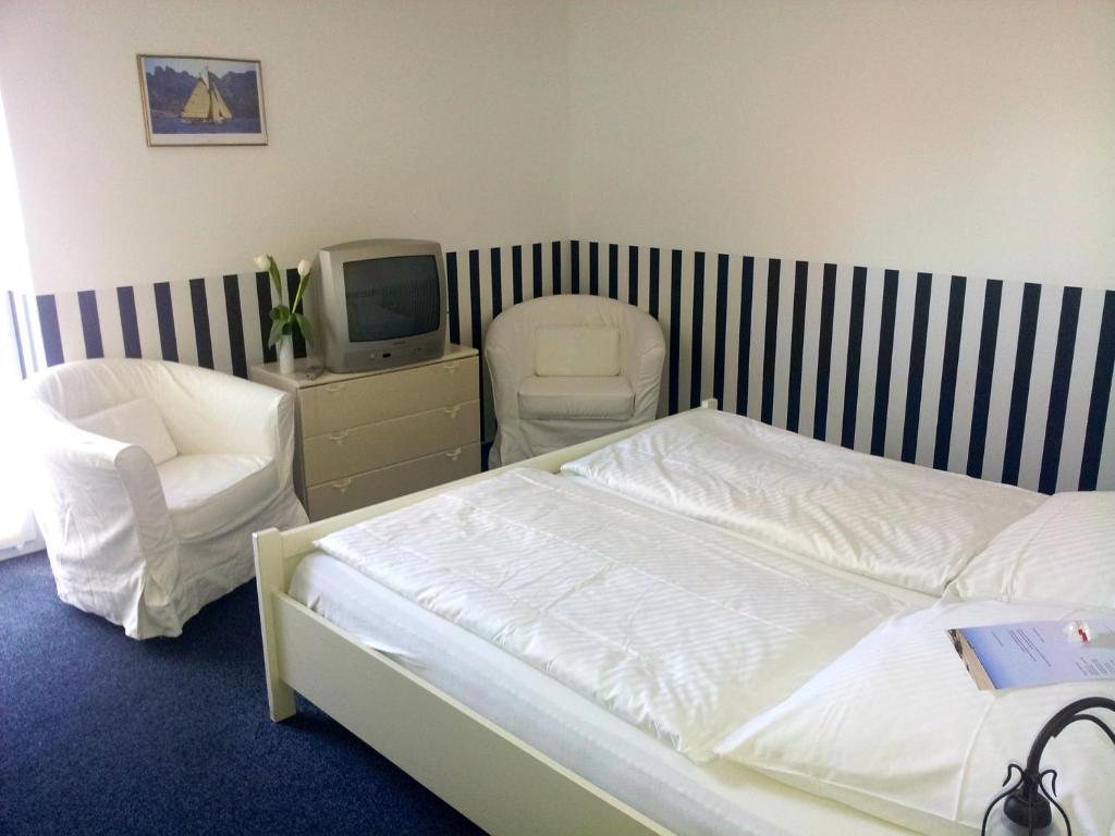 Hotel Seeburg سانكت بيتر اوردنغ الغرفة الصورة